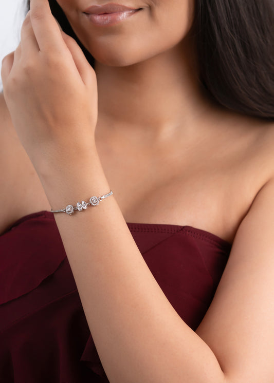 92.5 Sterling Silver Italian Zirconia Hand Bracelet for Women