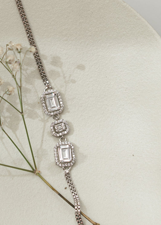 92.5 Sterling Silver Italian Zirconia Hand Bracelet for Women