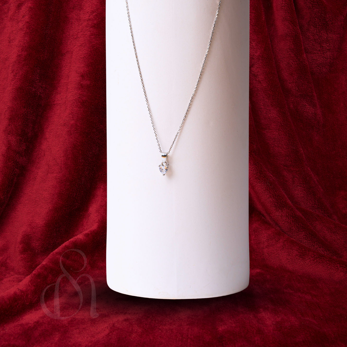 Classic Silver heart Solitaire pendant with Link Chain and Earrings