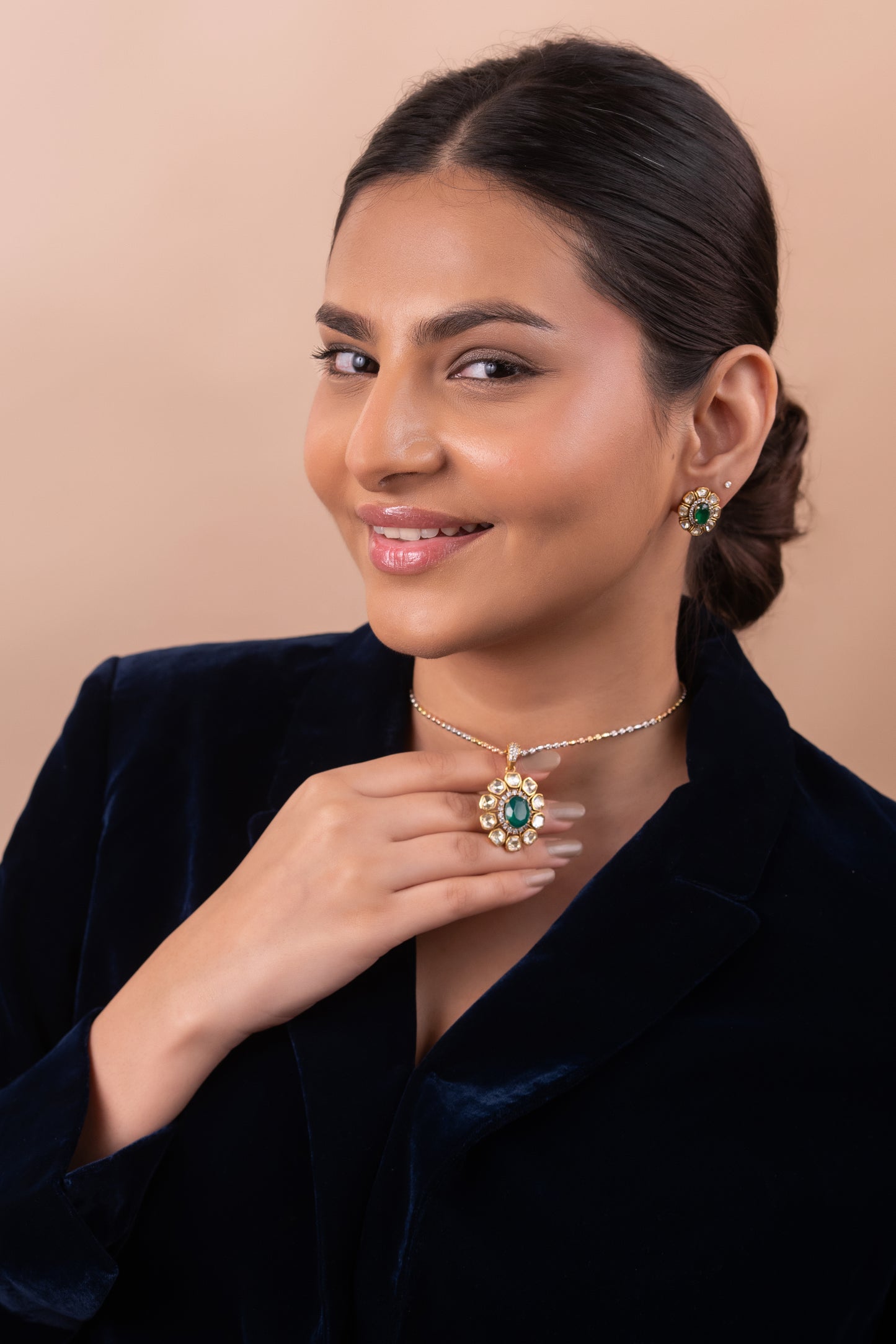 Gold Polish 92.5 Silver Polki Pendant Set with Chain