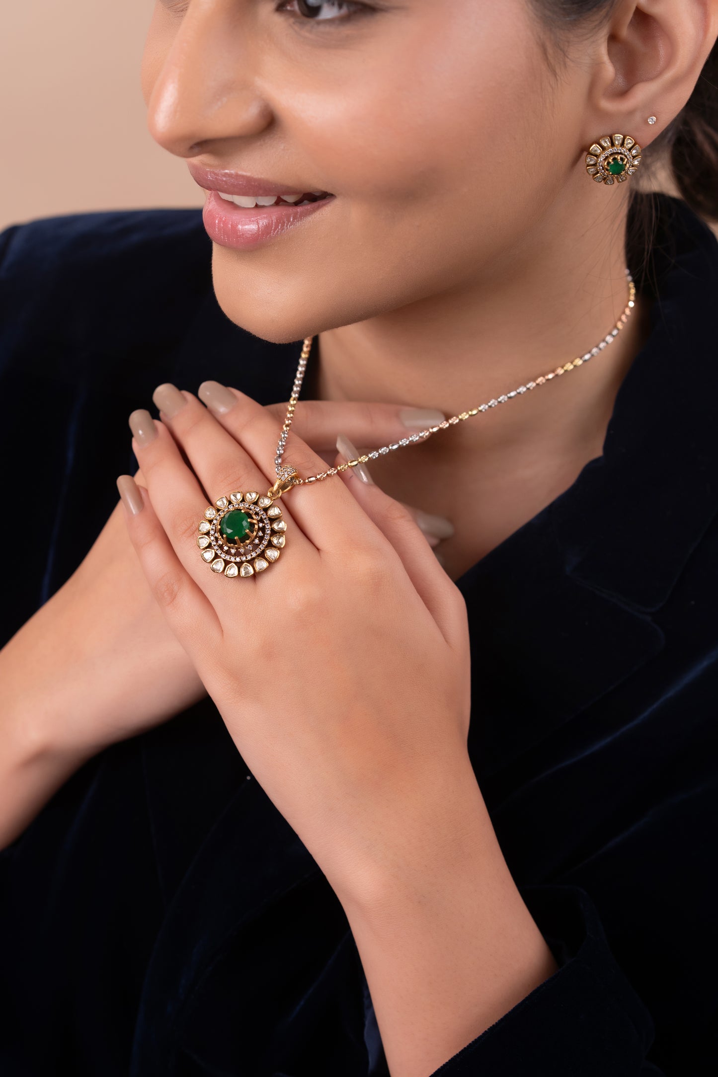 Gold Polish 92.5 Silver Polki Pendant Set with Chain