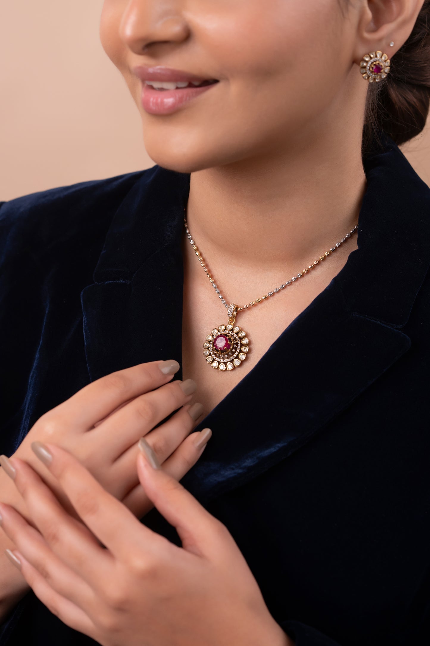 Gold Polish 92.5 Silver Polki Pendant Set with Chain