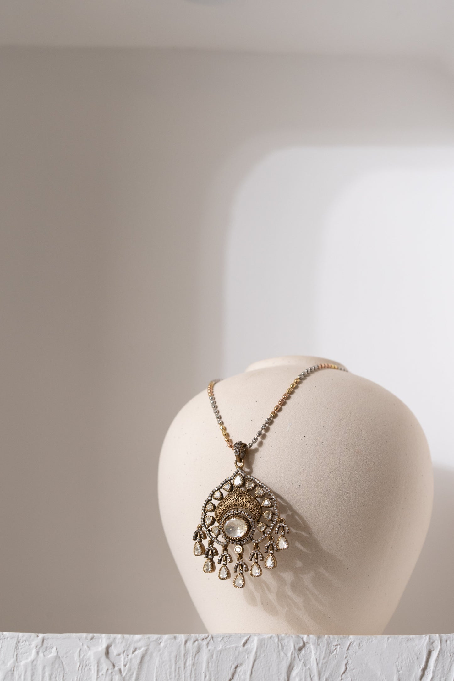 Gold Polish 92.5 Silver Polki Pendant Set with Chain
